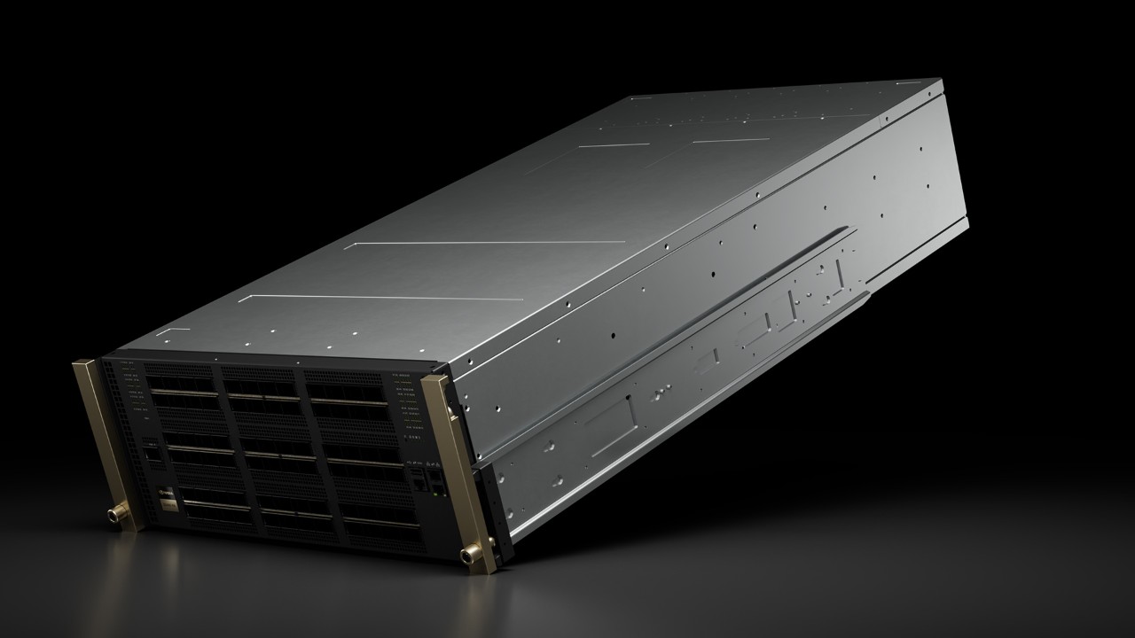 NVIDIA Quantum-X800 InfiniBand 交换机